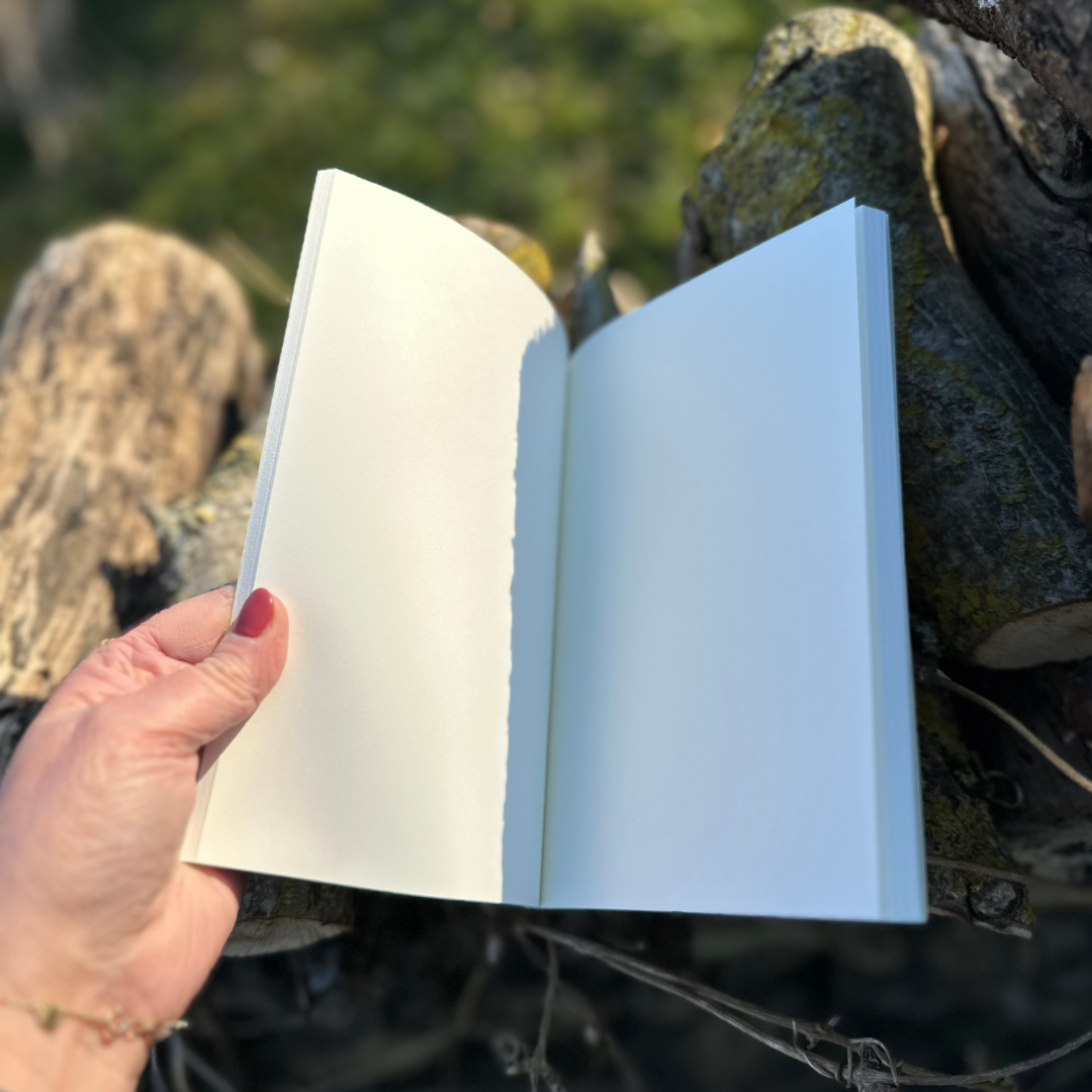 Notesbog med pæon og syren